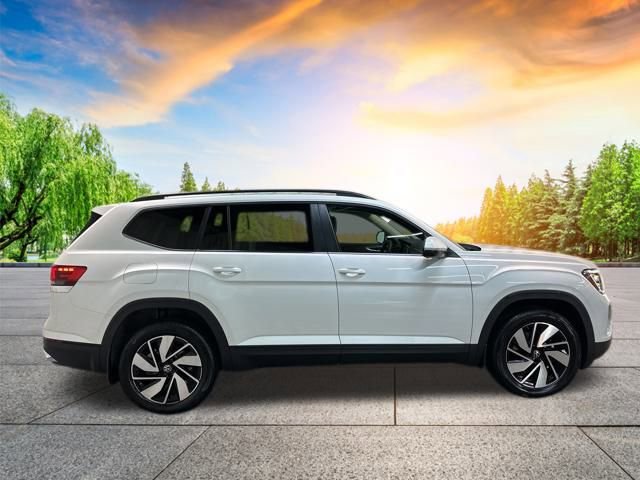 New 2026 Volkswagen Atlas SE image 3
