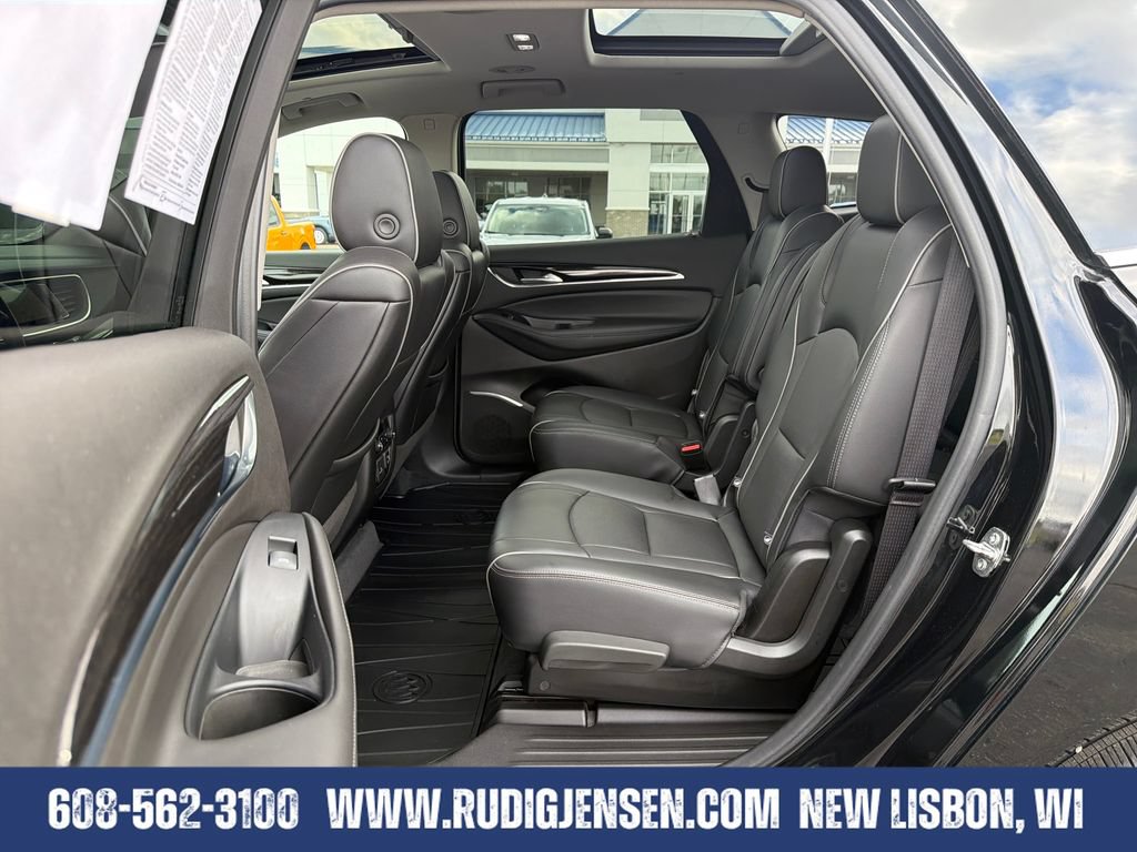Used 2021 Buick Enclave Avenir w/ Avenir Technology Package AWD/4WD image 25