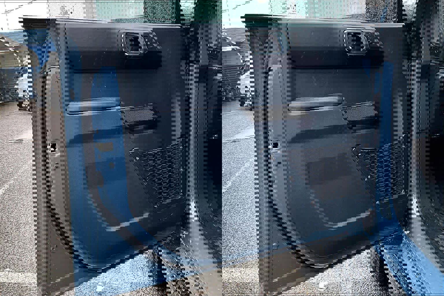 Used 2025 Ford Bronco Outer Banks w/ Sasquatch Package image 22