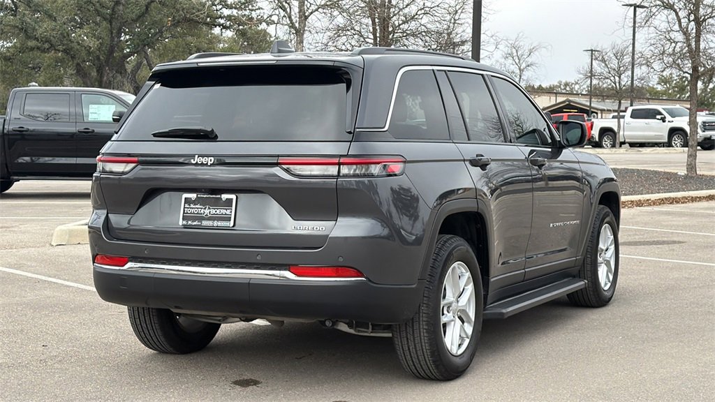 Used 2025 Jeep Grand Cherokee Laredo X w/ Luxury Tech Group I image 6