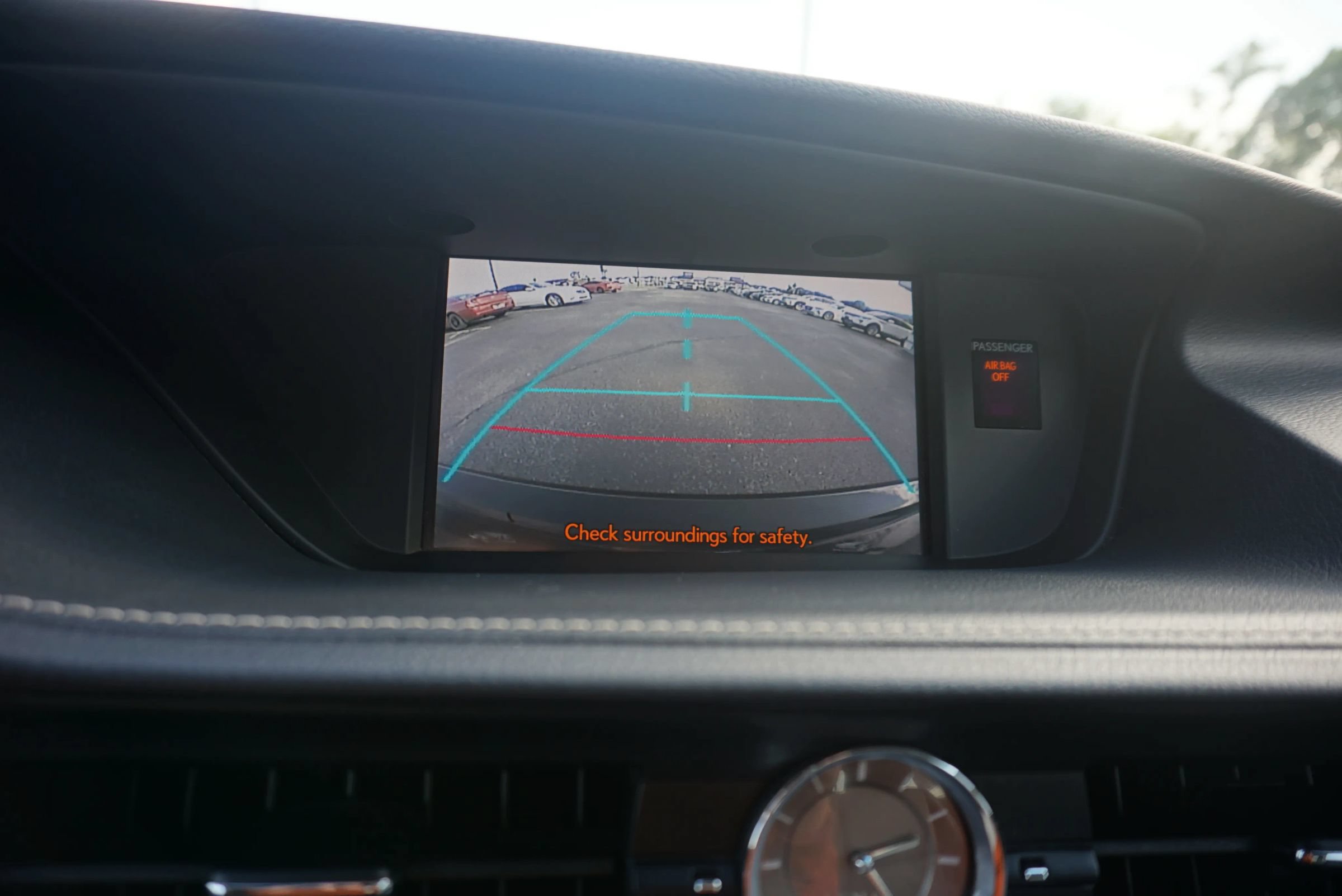 Used 2014 Lexus ES 350 w/ Luxury Package FWD image 13
