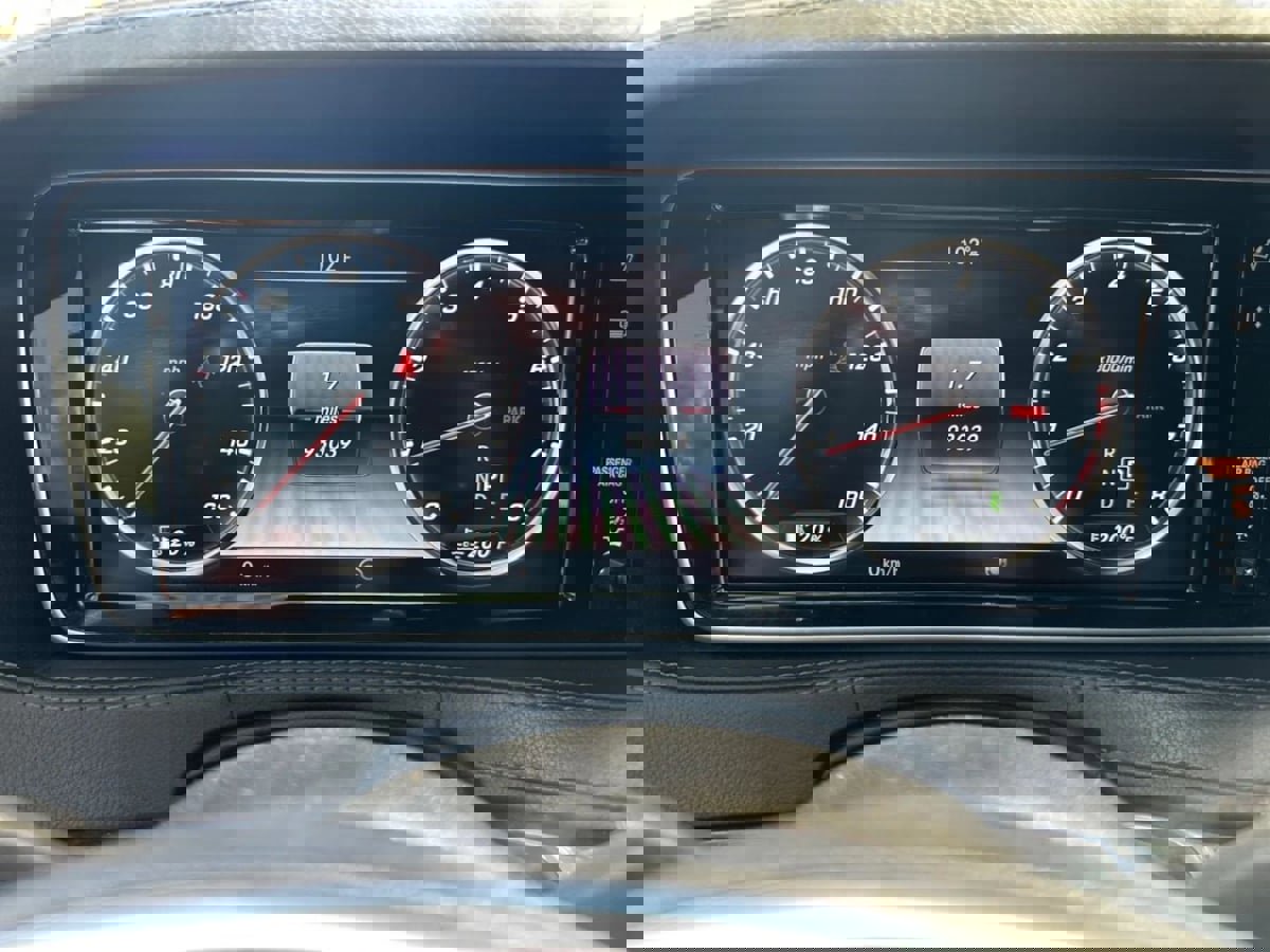 Used 2017 Mercedes-Benz S 550 Sedan image 13