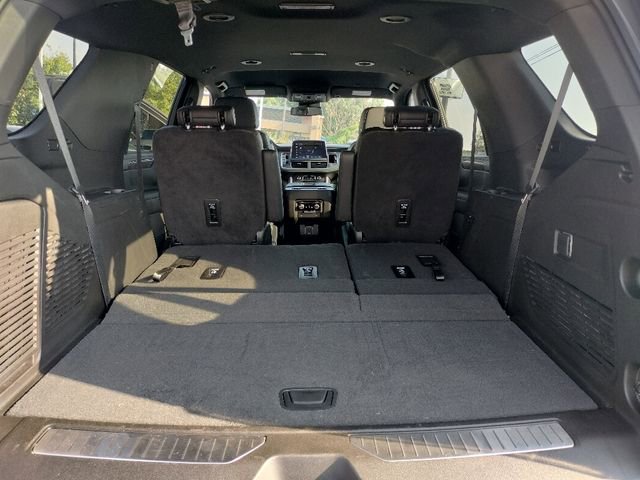 Used 2023 Chevrolet Tahoe Z71 image 16