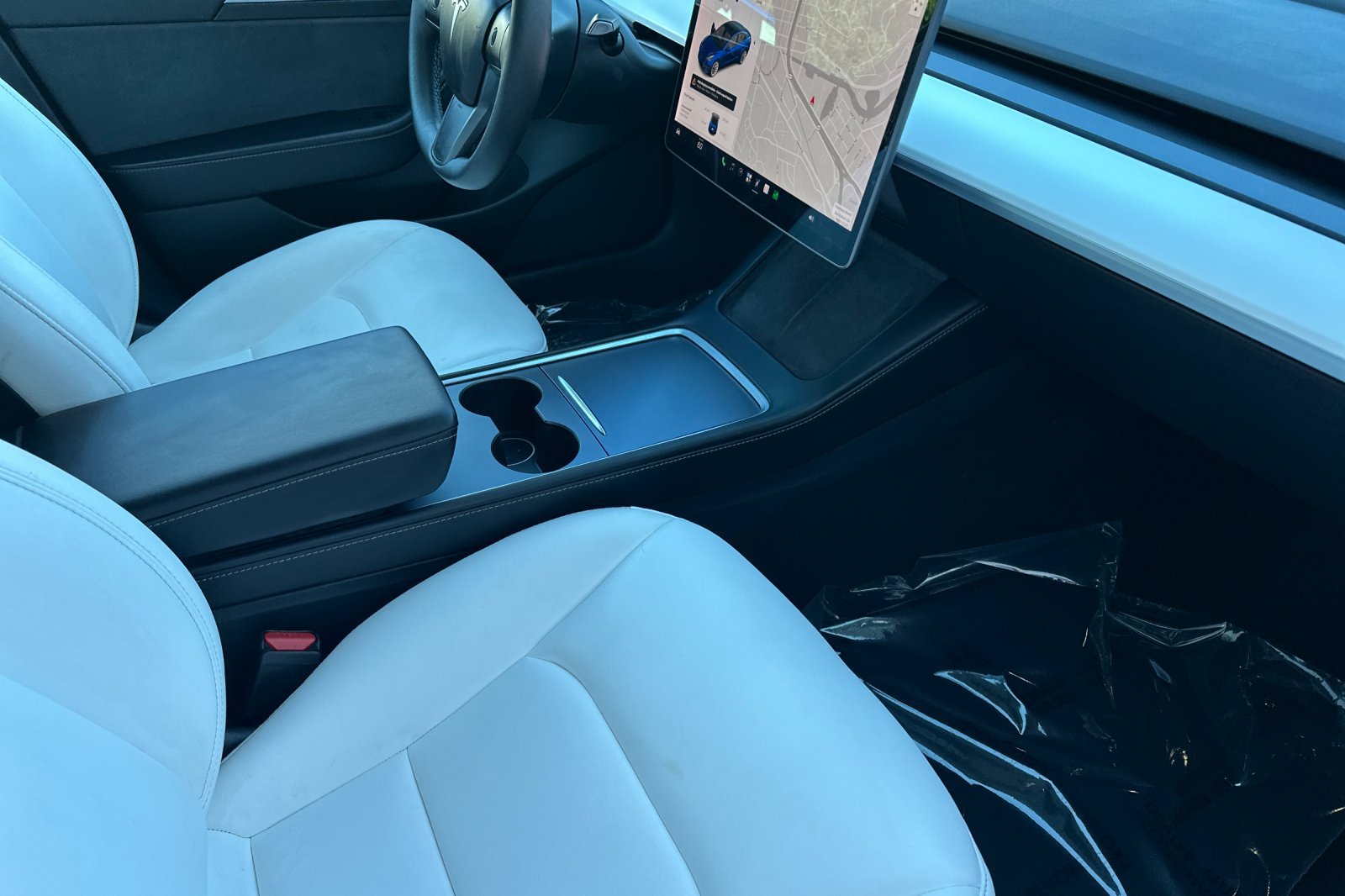 Used 2022 Tesla Model 3 Long Range AWD/4WD image 31