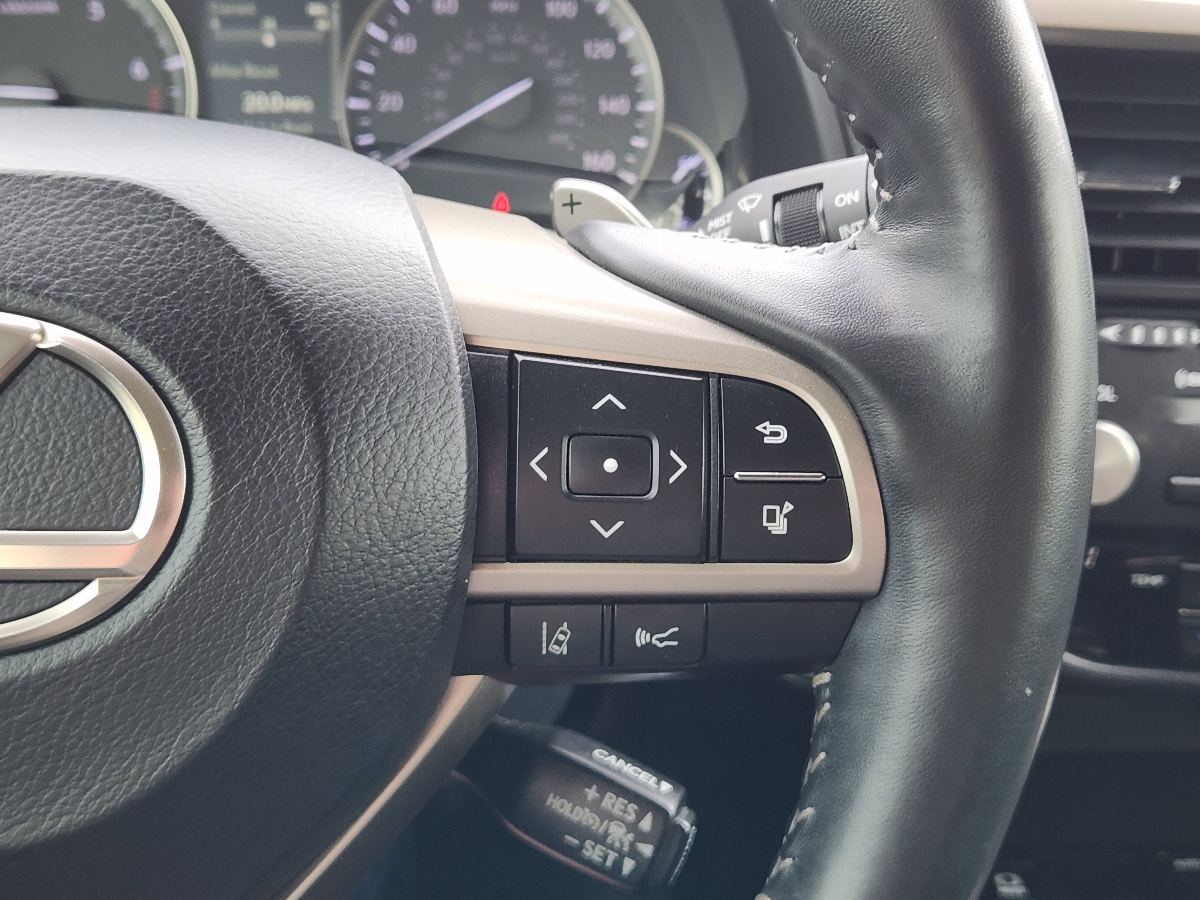 Used 2020 Lexus RX 350 FWD w/ Premium Package image 38