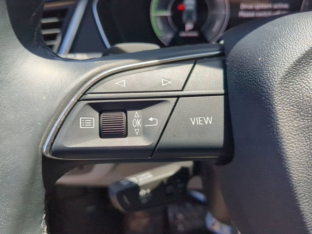 Used 2023 Audi Q5 e Premium Plus w/ Premium Plus Package AWD/4WD image 28
