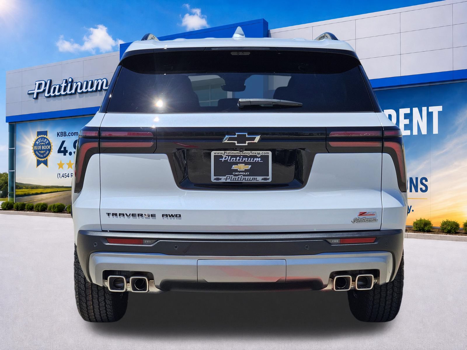 New 2026 Chevrolet Traverse Z71 w/ Driver Confidence Package AWD/4WD image 8