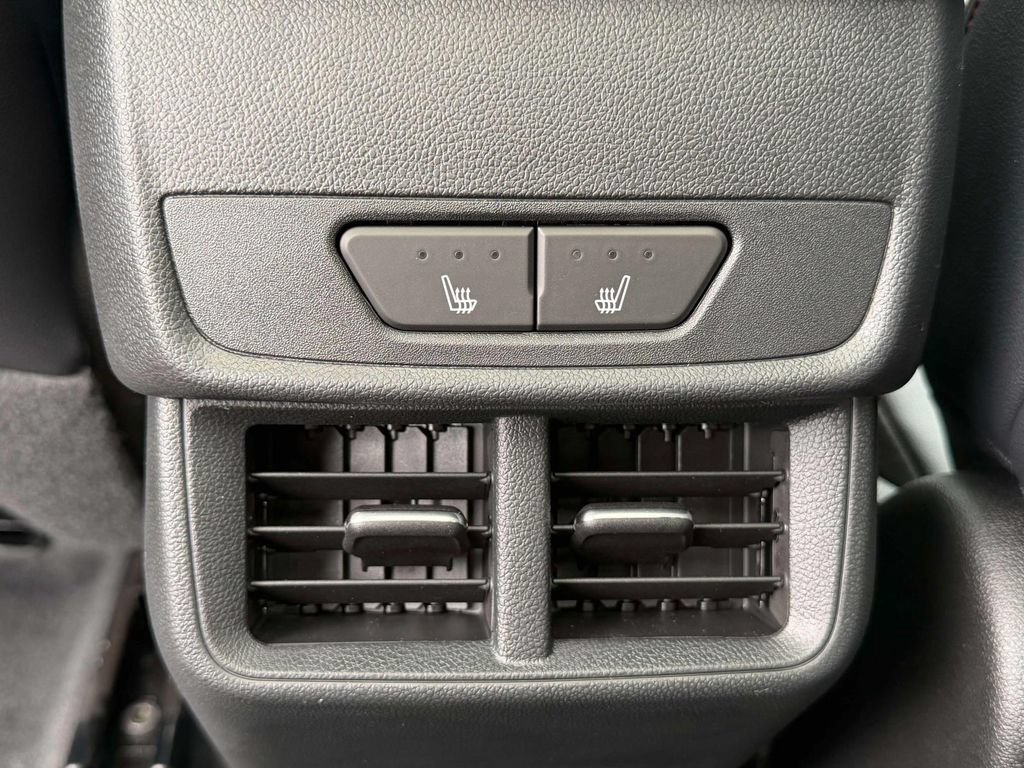 New 2027 Chevrolet Equinox RS w/ Convenience Package III AWD/4WD image 22
