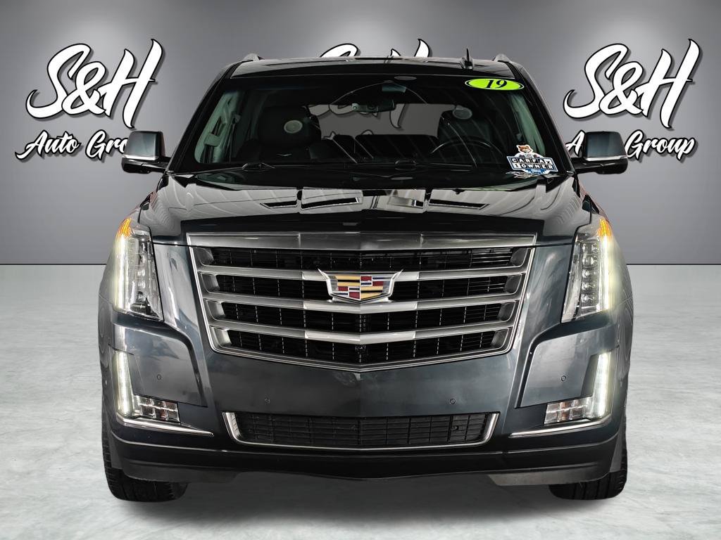 Used 2019 Cadillac Escalade Luxury AWD/4WD image 25