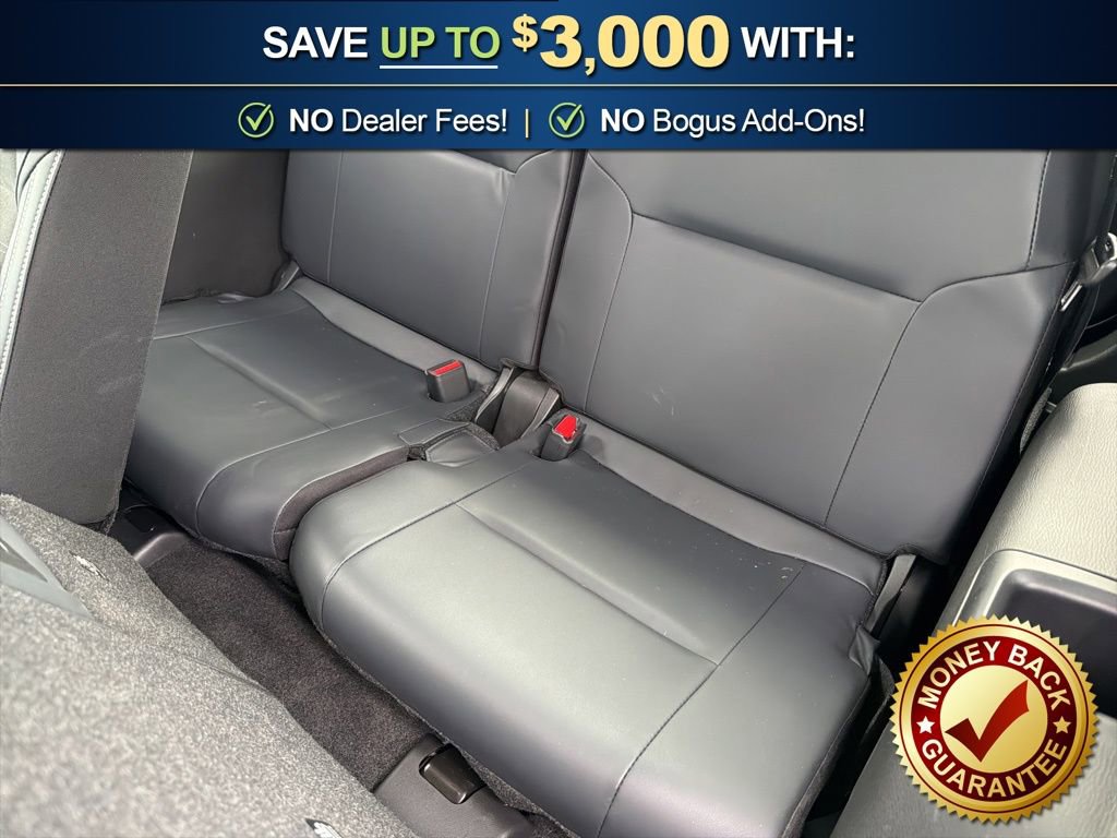 Used 2025 Mitsubishi Outlander SE AWD/4WD image 21