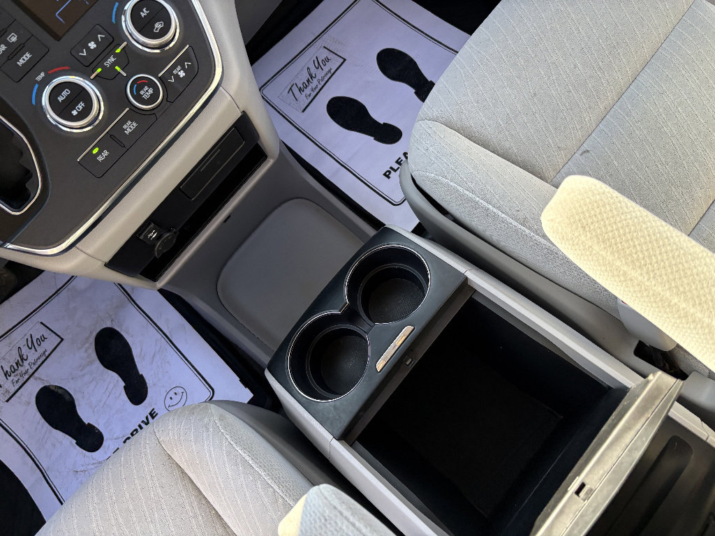 Used 2018 Toyota Sienna LE image 27