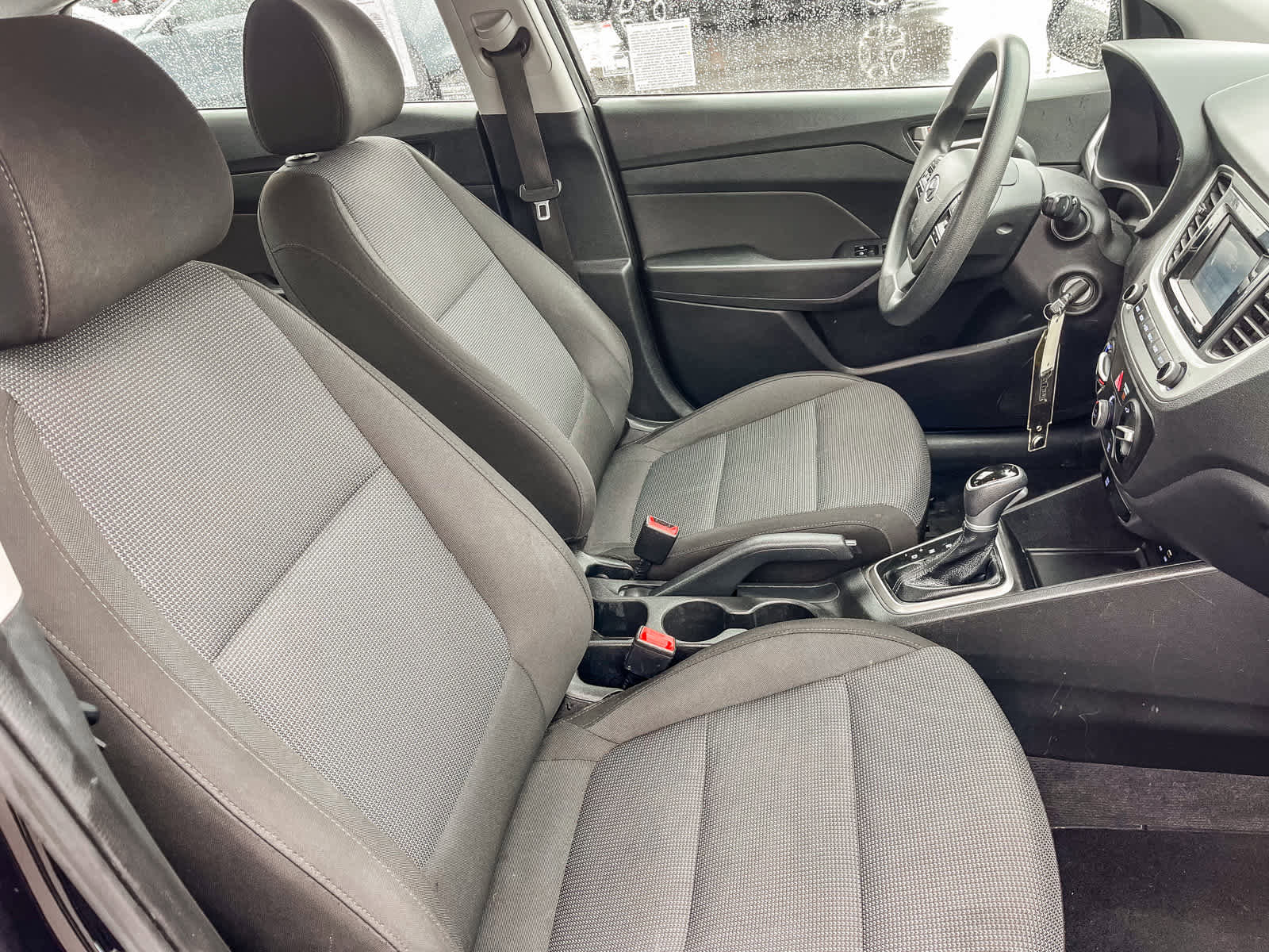 Used 2021 Hyundai Accent SE image 15