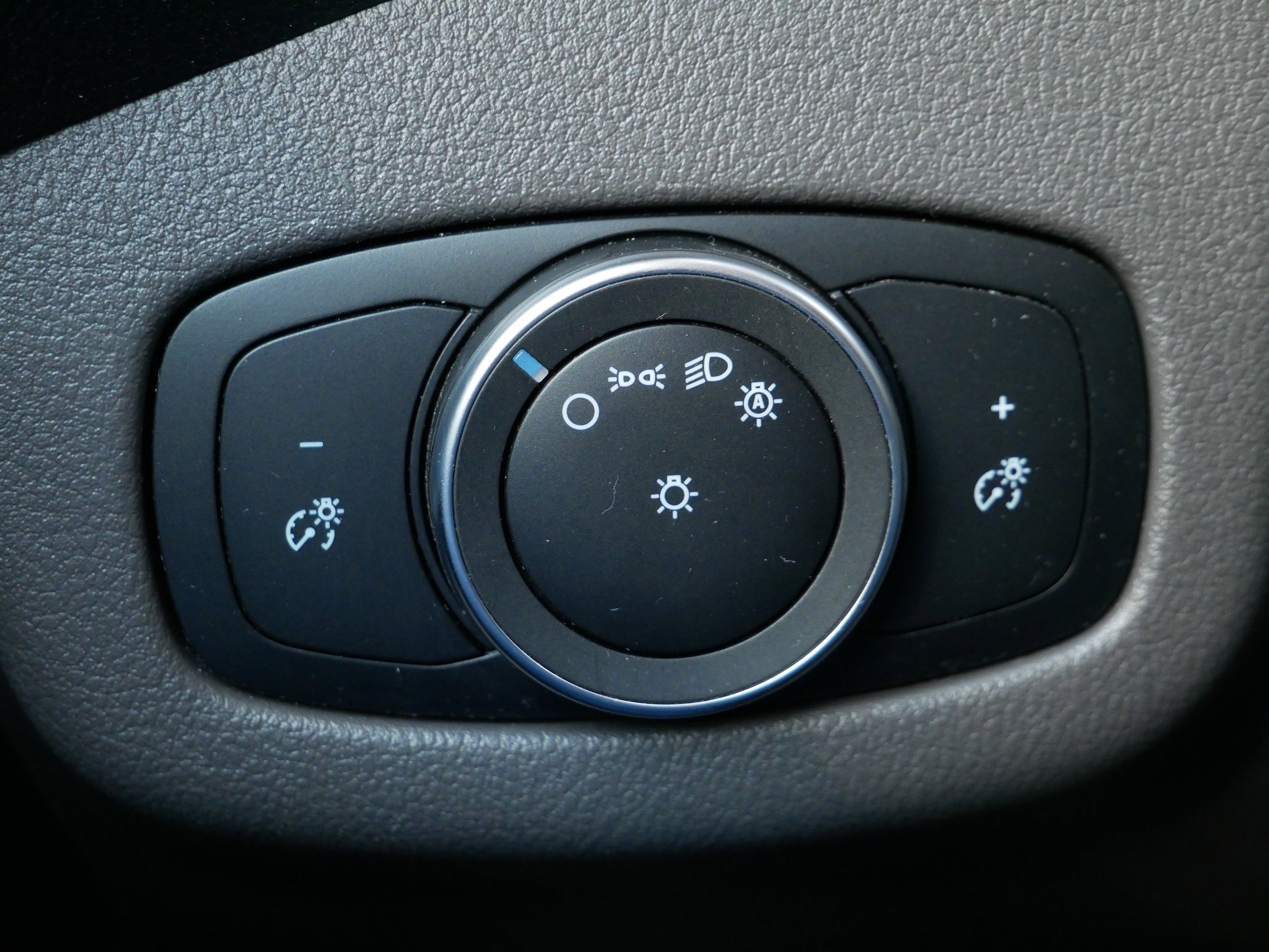 Certified 2023 Ford Transit Connect XL image 14