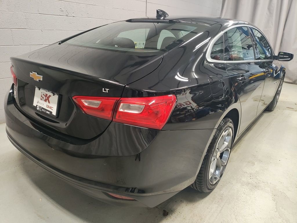 Used 2024 Chevrolet Malibu LT image 2