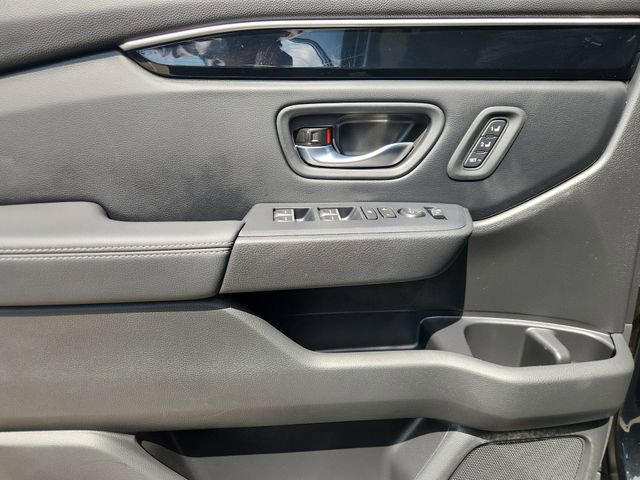 Used 2025 Honda Pilot Touring image 23