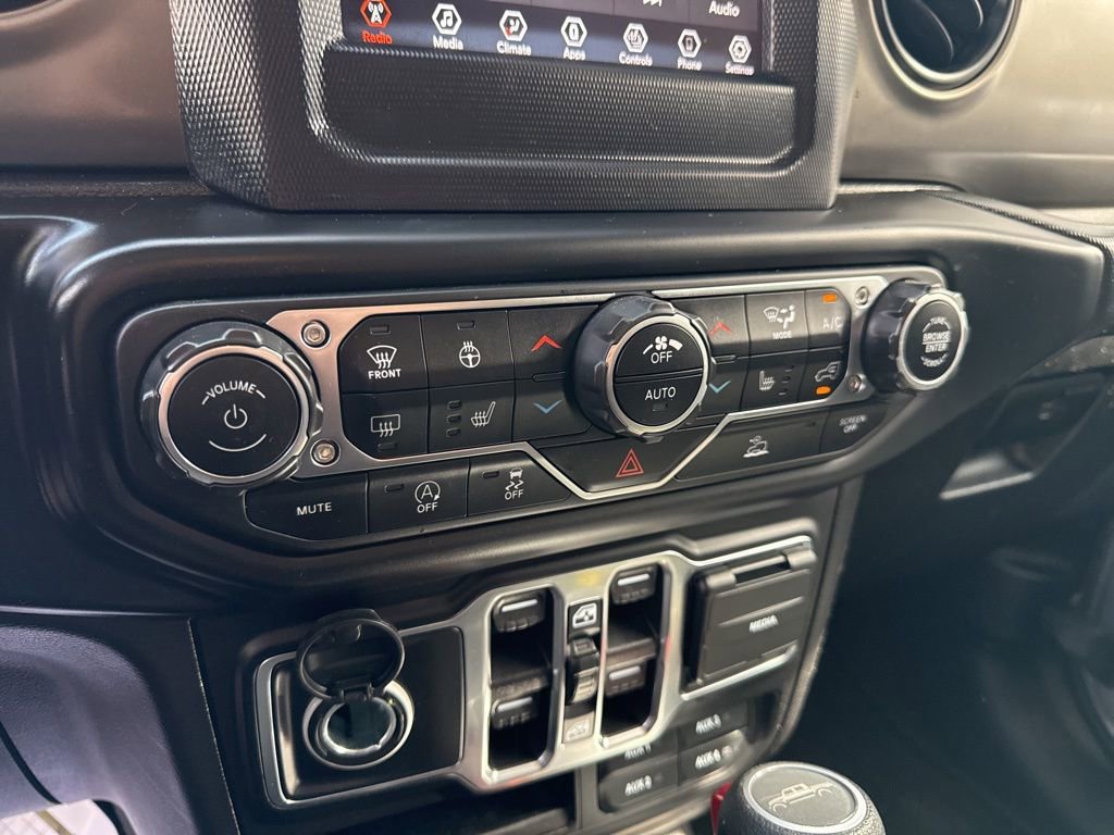 Used 2021 Jeep Gladiator Sport AWD/4WD image 23