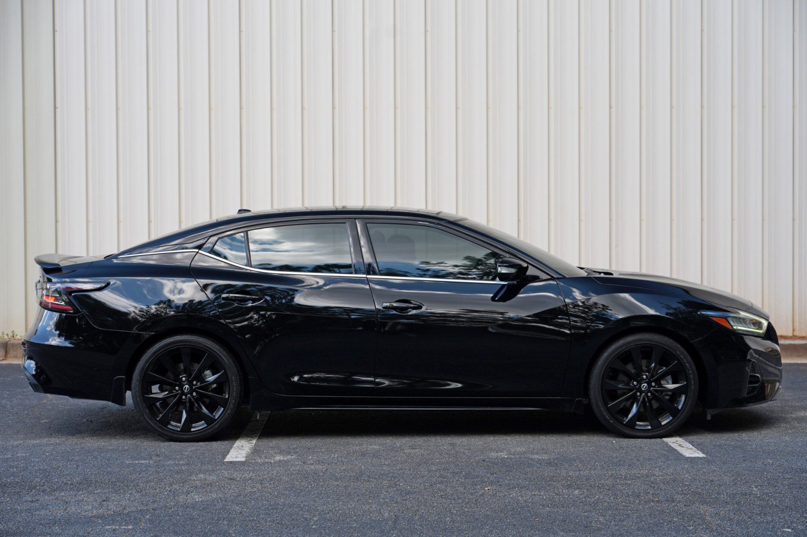 Used 2023 Nissan Maxima SR w/ Sport Mat Group FWD image 50