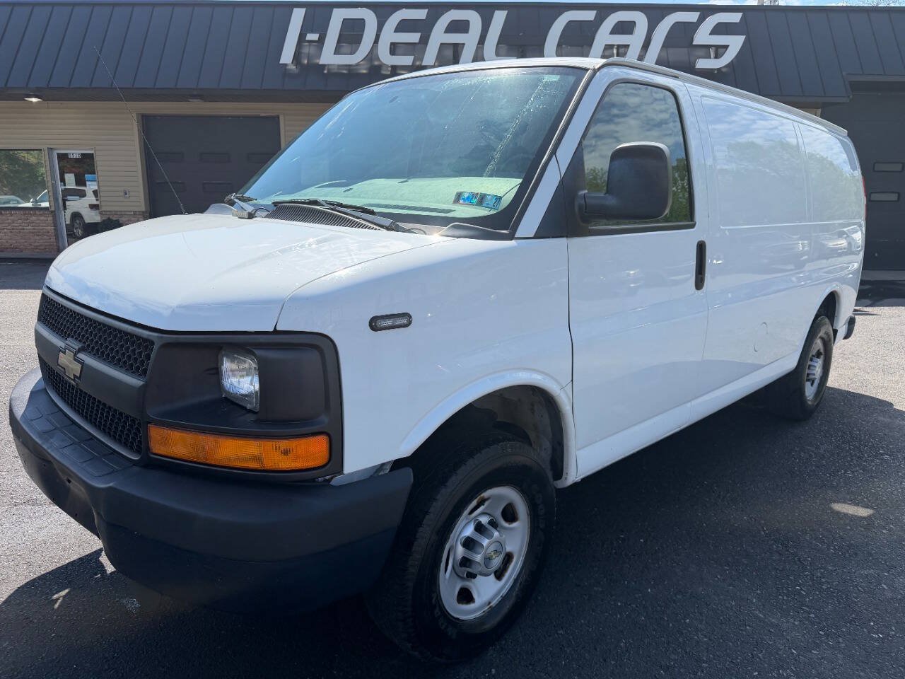 Used 2013 Chevrolet Express 2500 RWD image 42