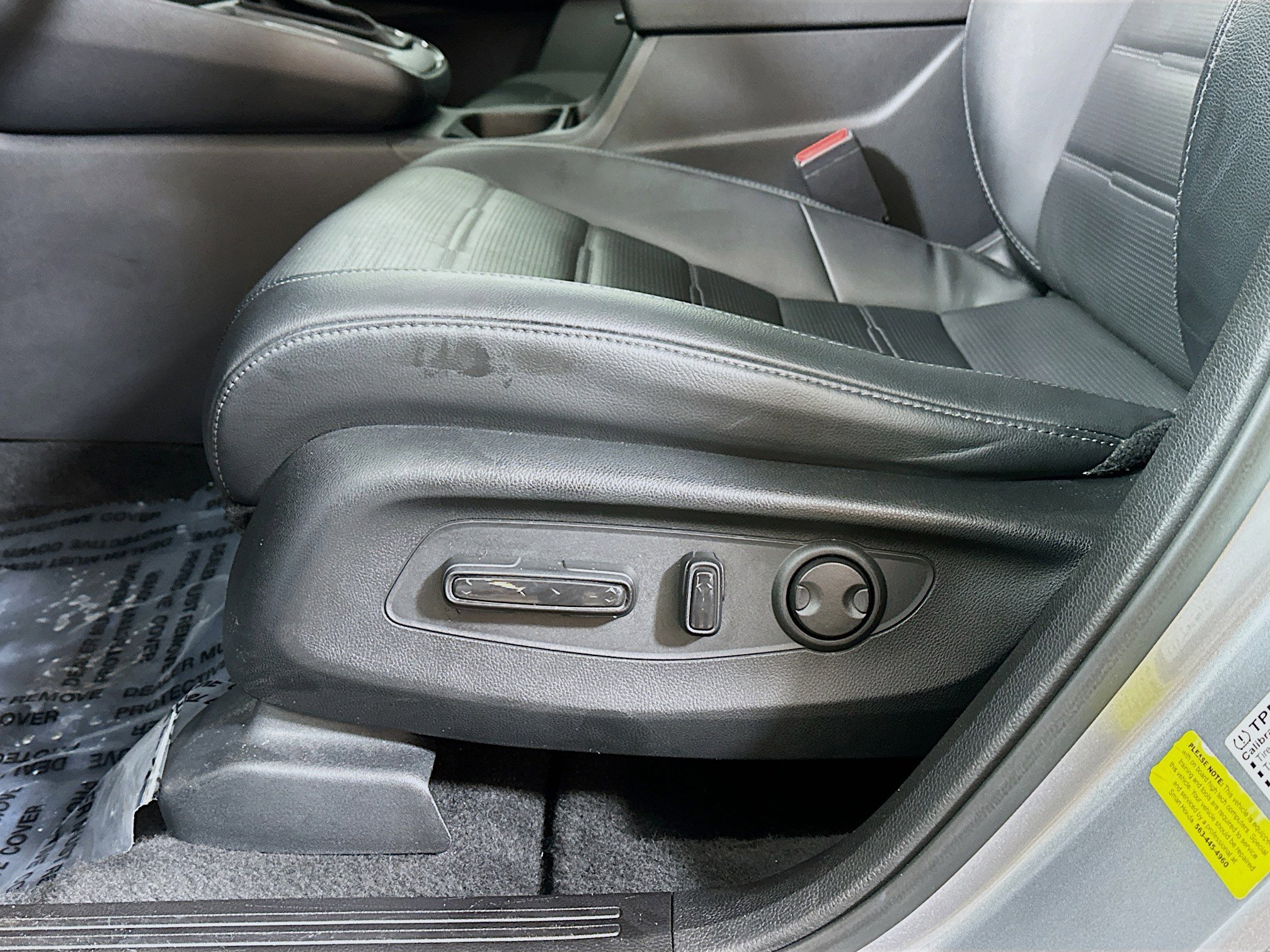 Used 2023 Honda CR-V EX-L image 18