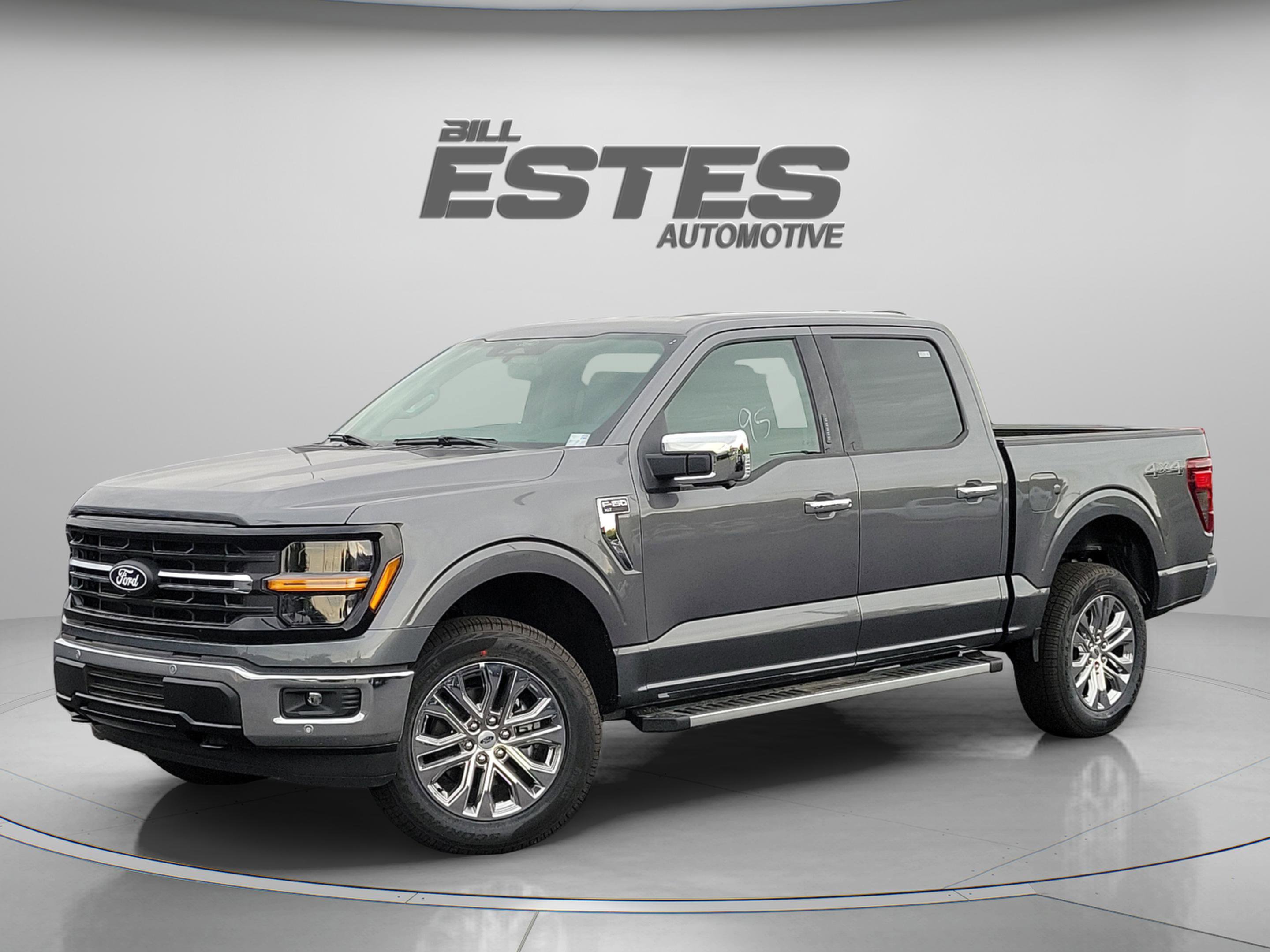 New 2026 Ford F150 XLT w/ Equipment Group 302A MID