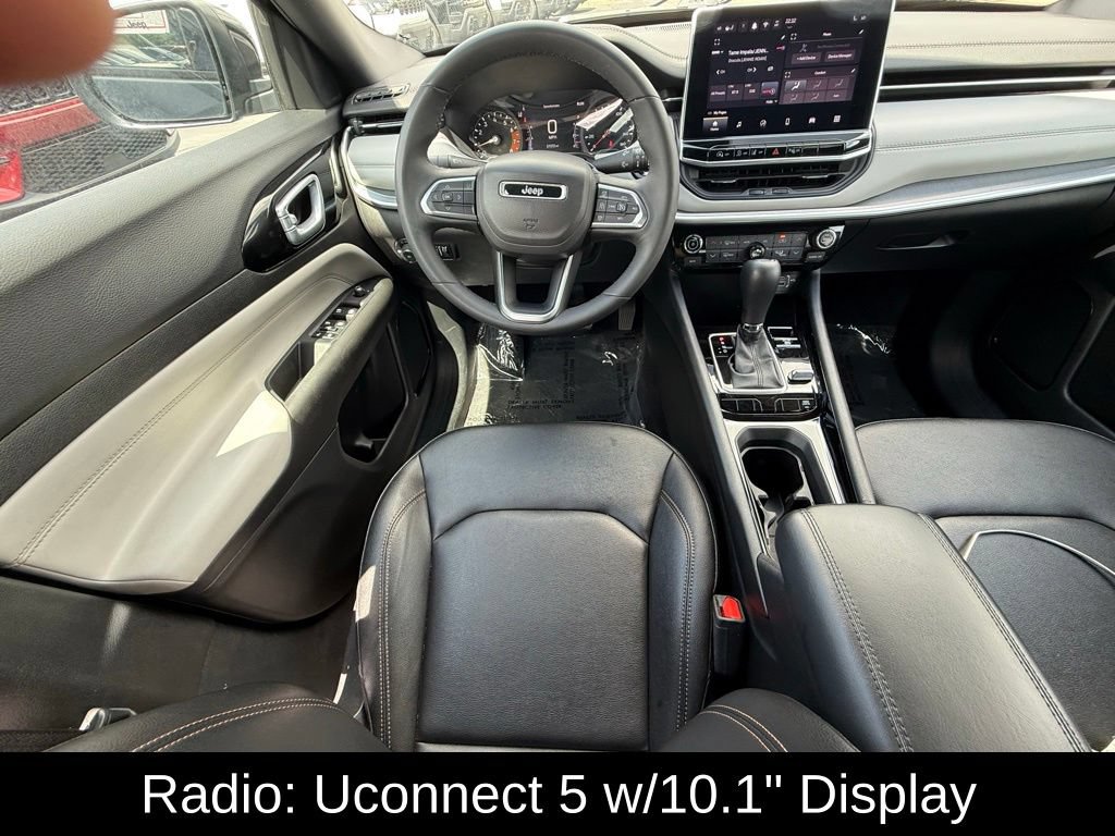 Certified 2024 Jeep Compass Limited AWD/4WD image 3