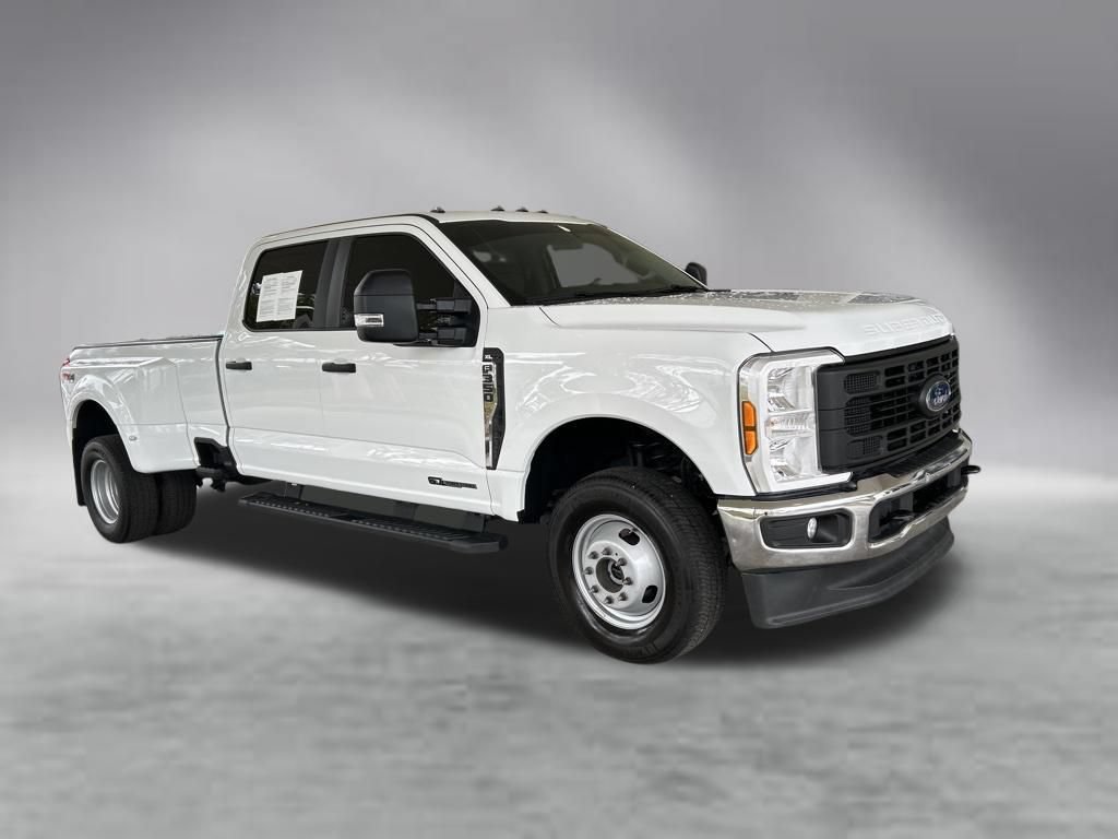 Used 2025 Ford F350 XL w/ XL Driver Assist Package AWD/4WD video 2