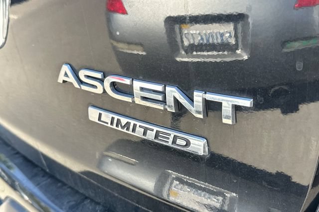 Used 2023 Subaru Ascent Limited w/ Technology Package AWD/4WD image 7