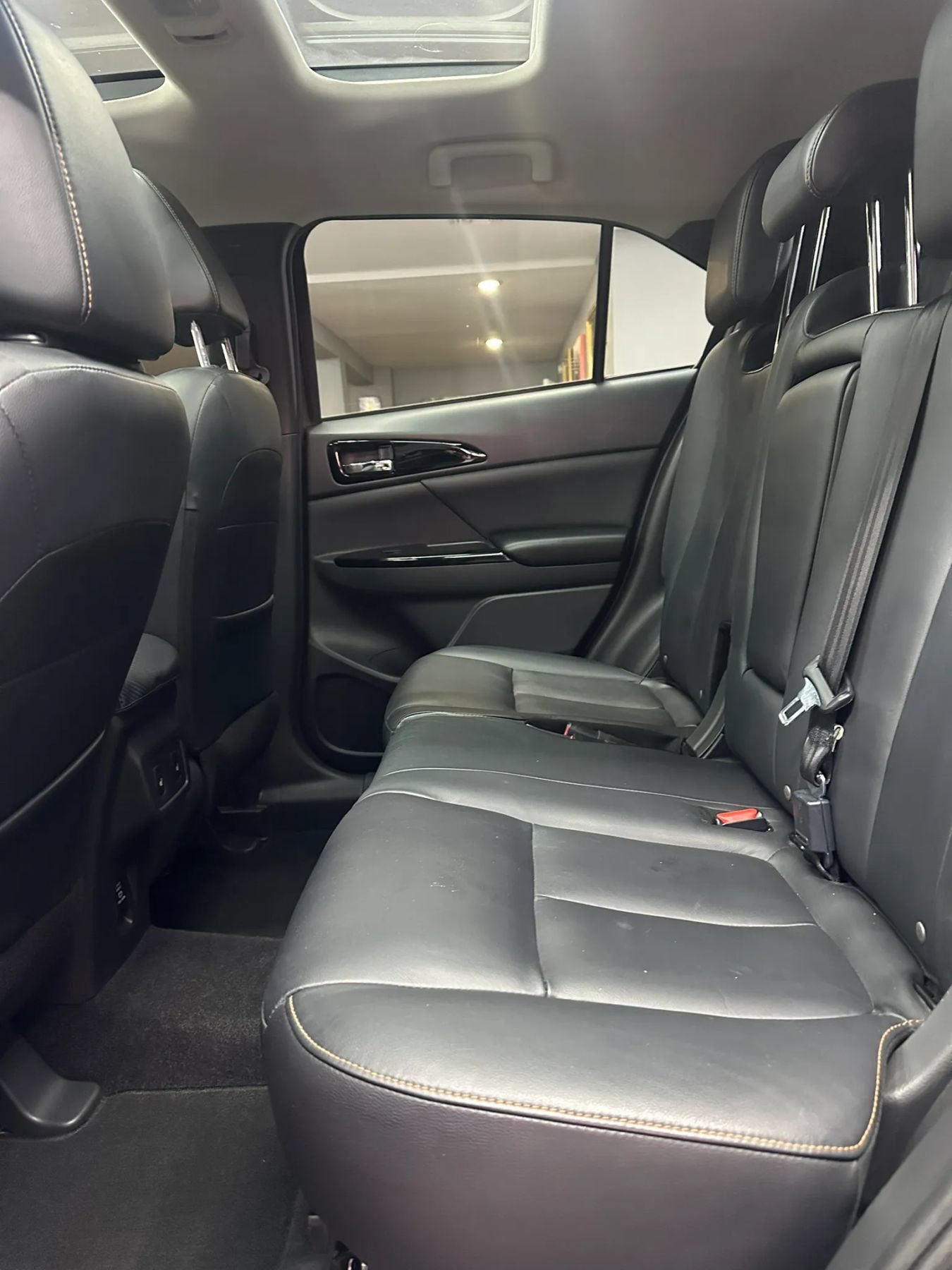 Used 2018 Mitsubishi Eclipse Cross SEL AWD/4WD image 25