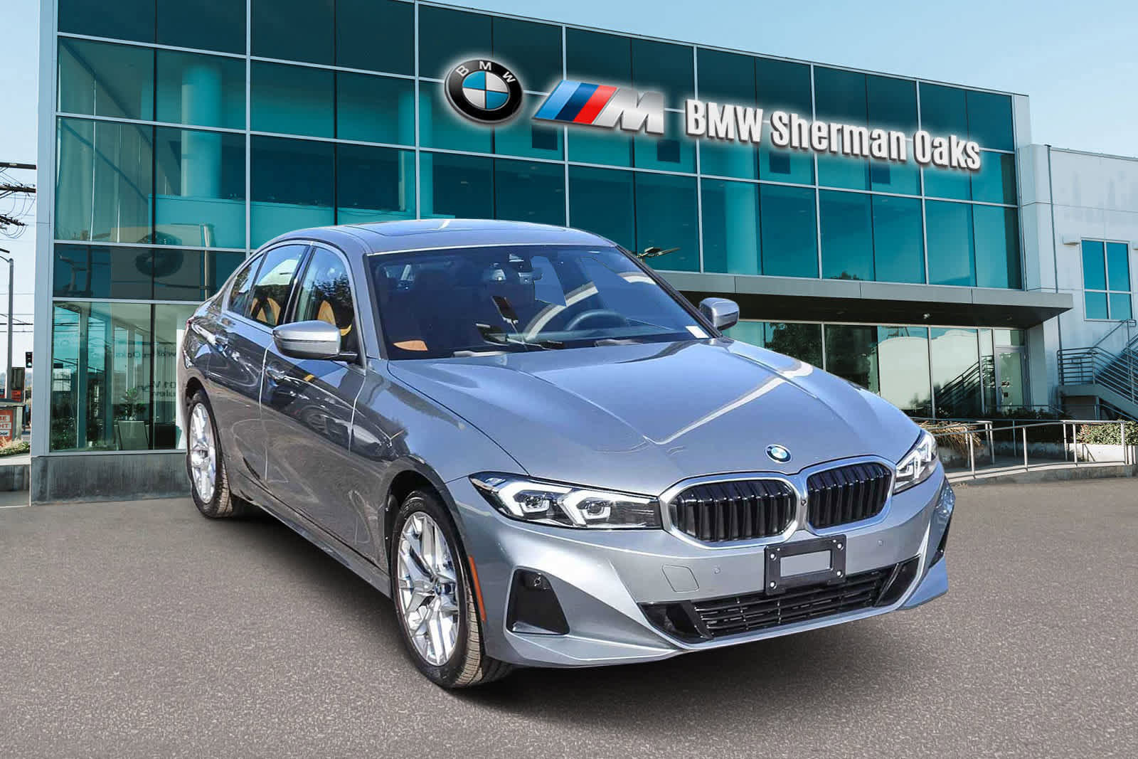 Certified 2025 BMW 330i Sedan w/ Premium Package image 3