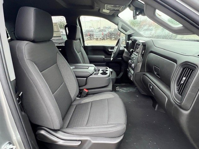 New 2026 Chevrolet Silverado 2500 Custom w/ Custom Value Package image 17