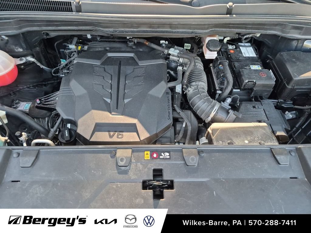 Used 2022 Kia Carnival LX FWD image 29
