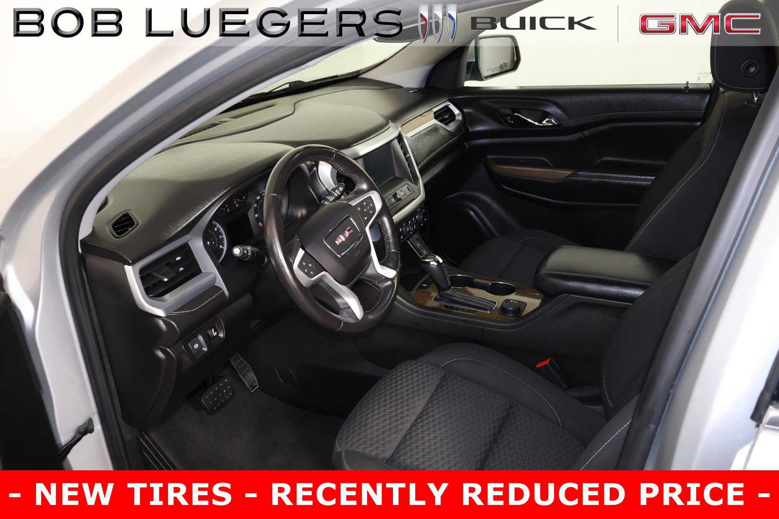 Used 2019 GMC Acadia SLE image 13