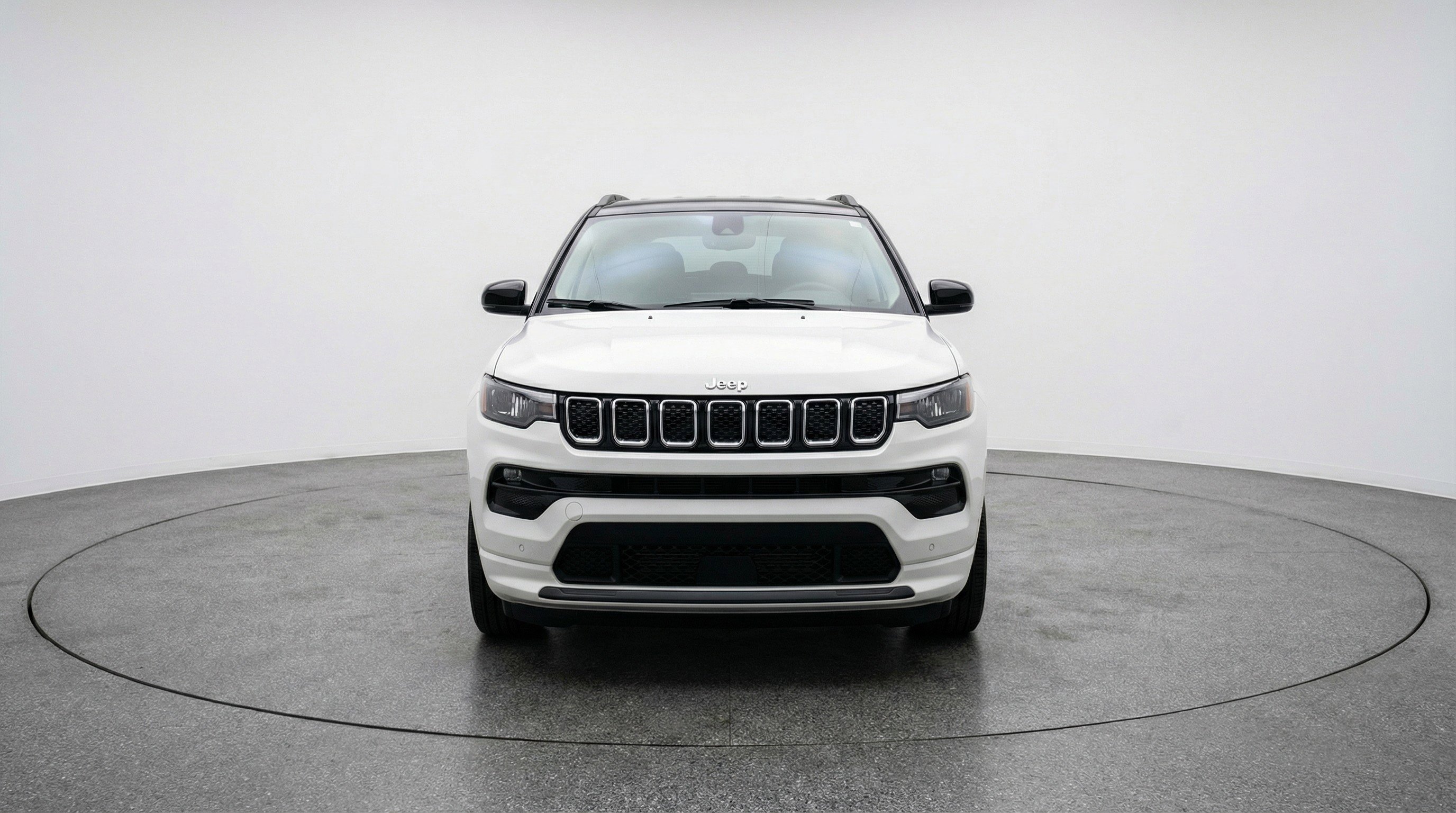 Used 2025 Jeep Compass Limited AWD/4WD image 2
