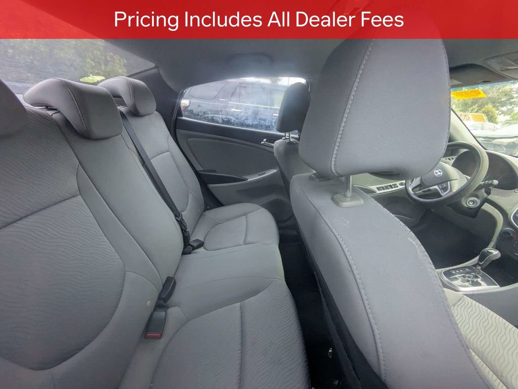 Used 2013 Hyundai Accent GLS w/ Premium Pkg FWD image 8