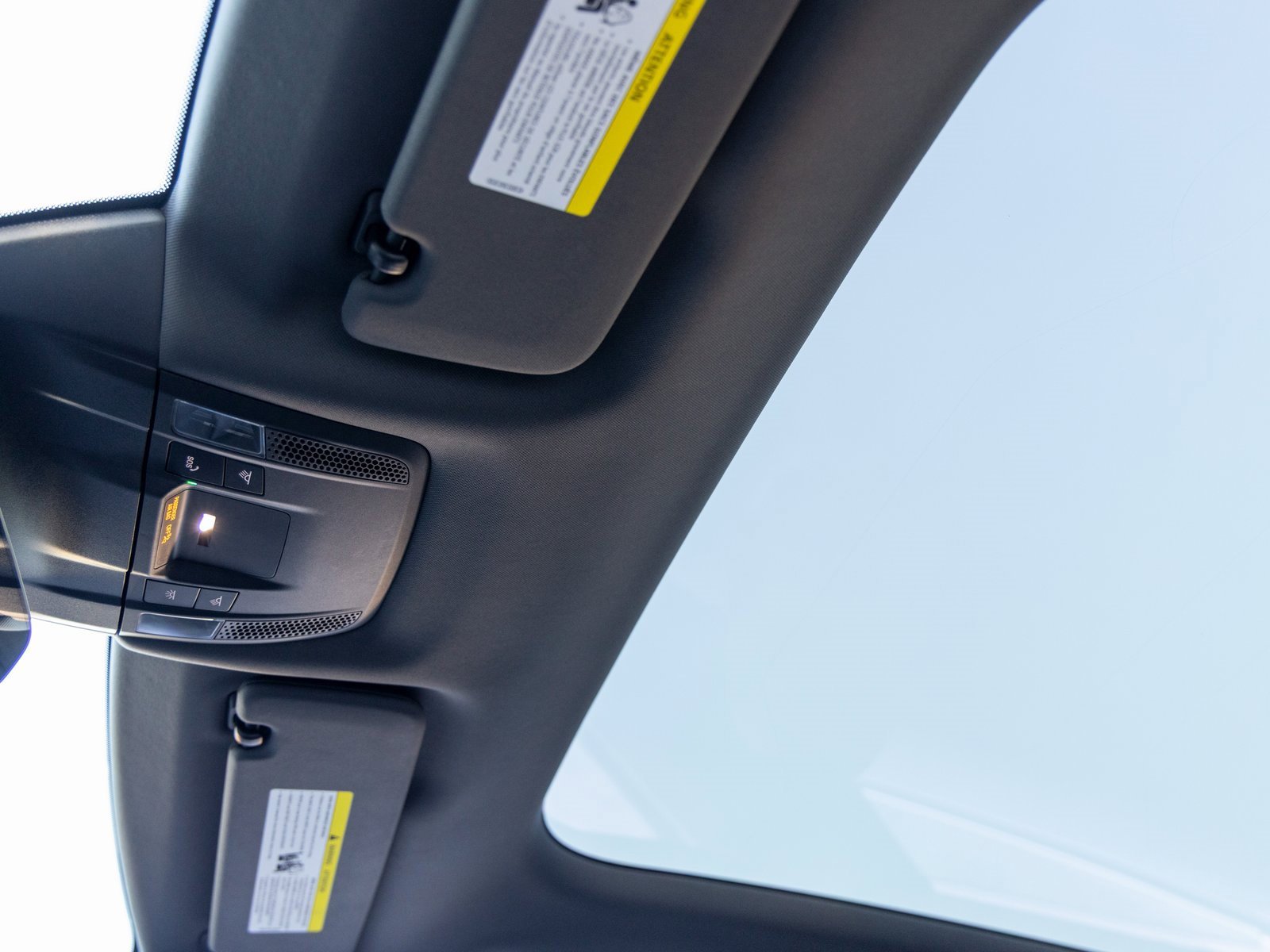 Used 2025 Porsche Taycan 4S image 31