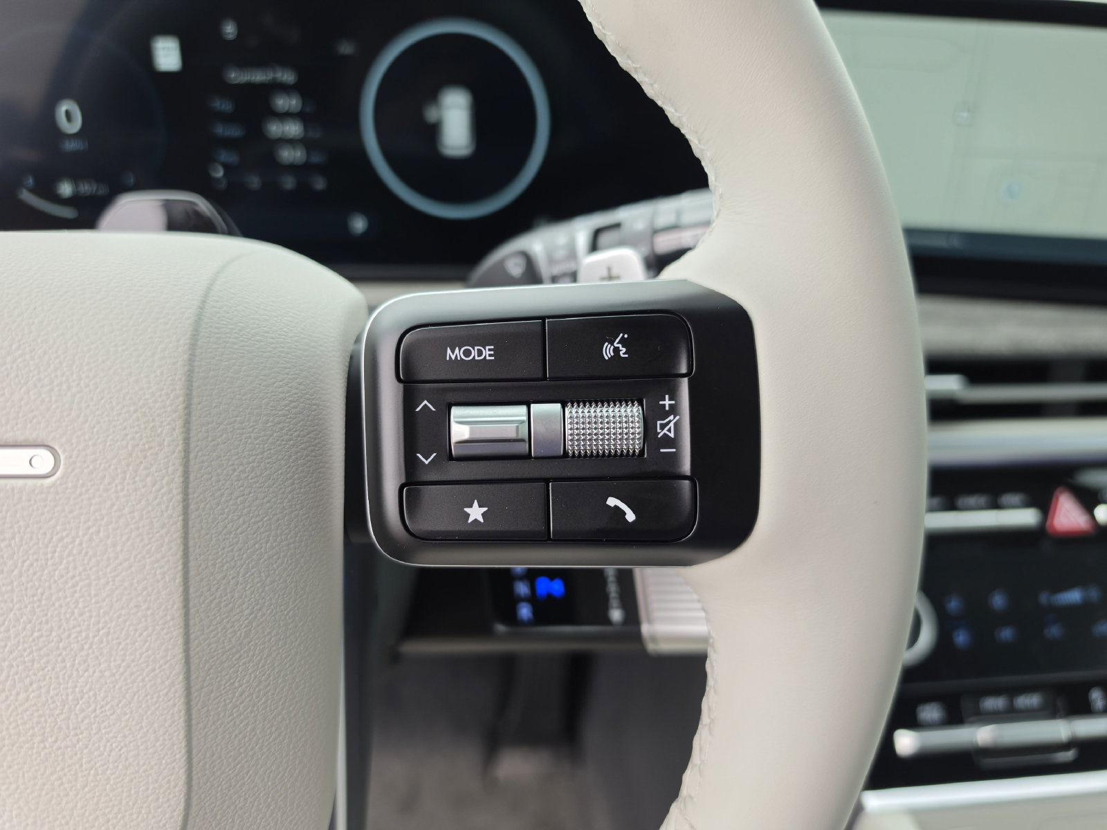 New 2026 Hyundai Santa Fe Limited FWD image 19