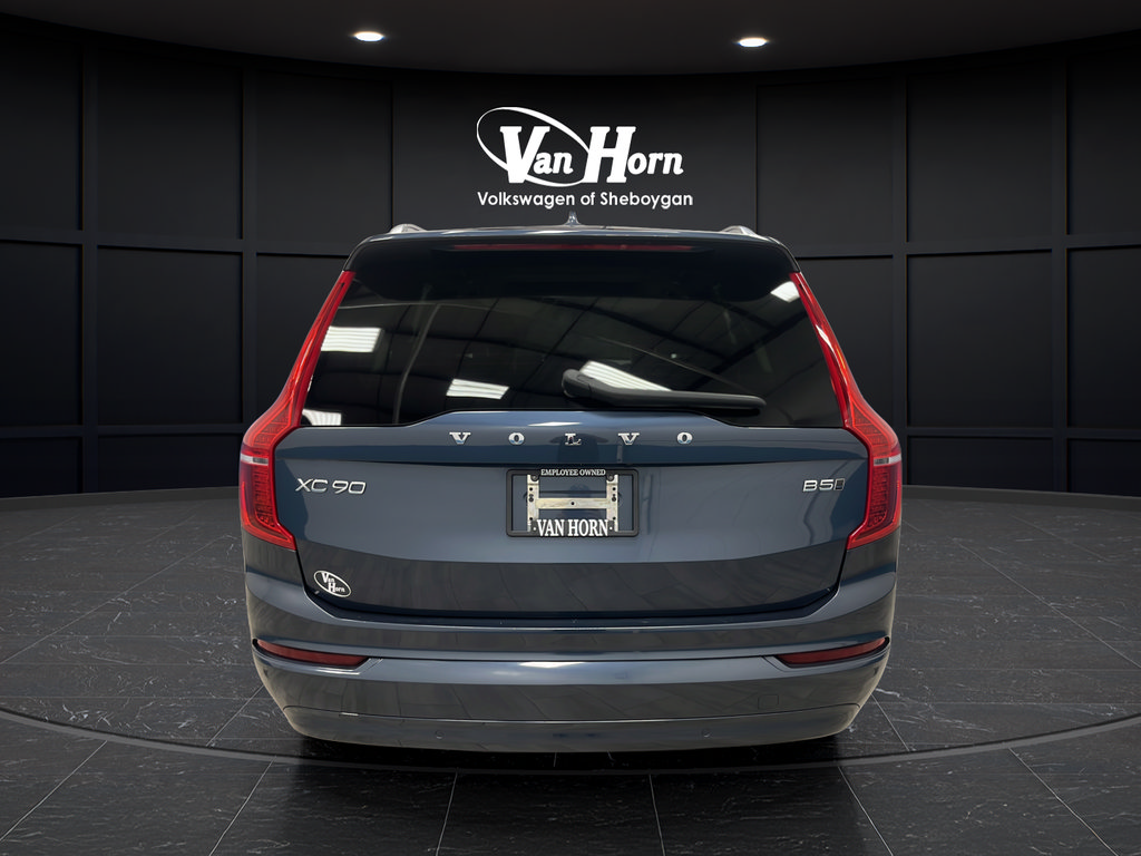 Used 2023 Volvo XC90 B5 Core AWD/4WD image 6