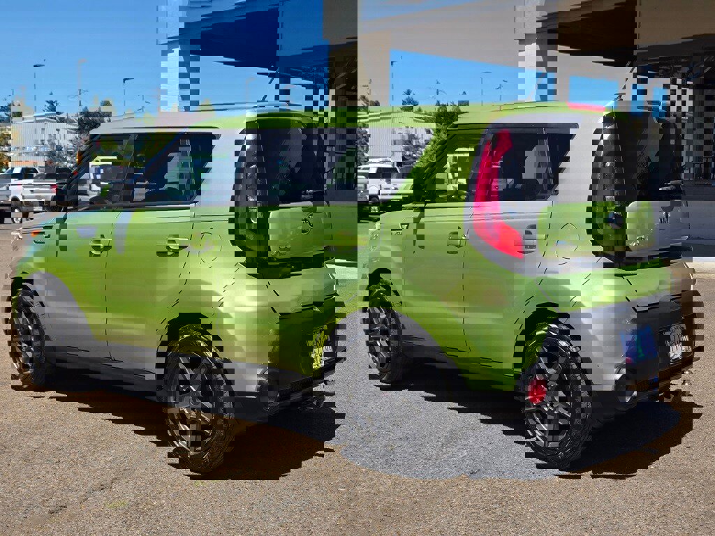 Used 2016 Kia Soul image 30
