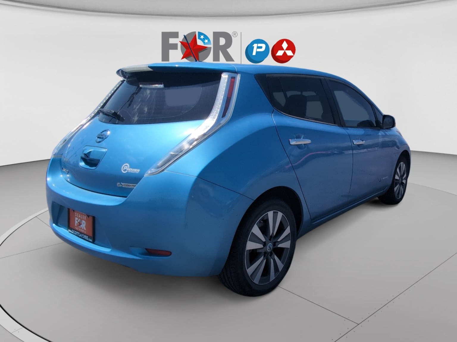 Used 2013 Nissan Leaf SL w/ Premium Pkg FWD image 5