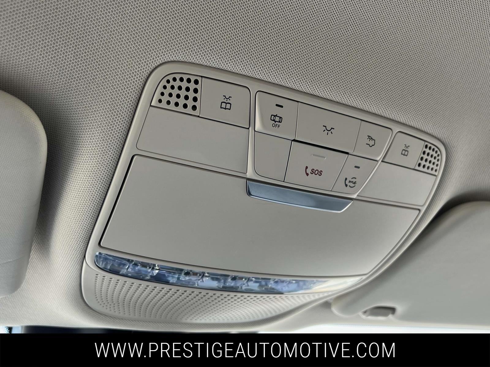 Used 2022 Mercedes-Benz GLC 300 GLC 300 w/ Premium Package Lite image 34