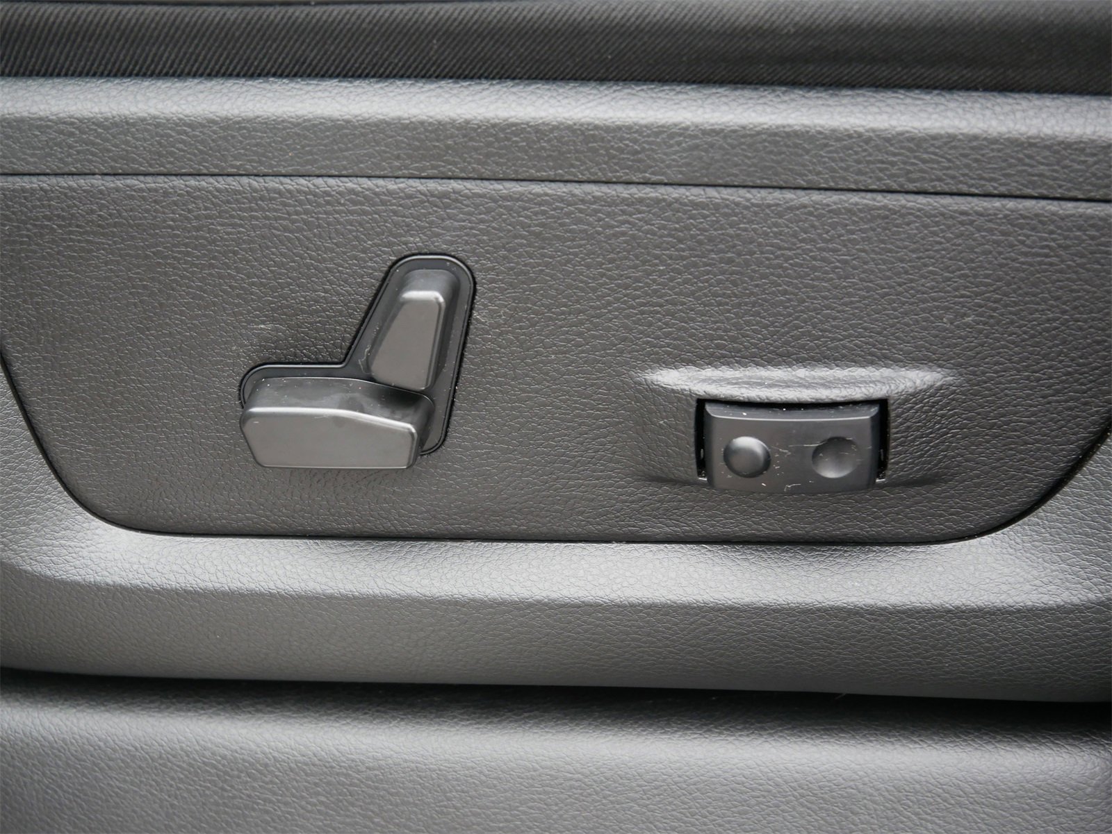 Used 2022 RAM 2500 Limited image 16