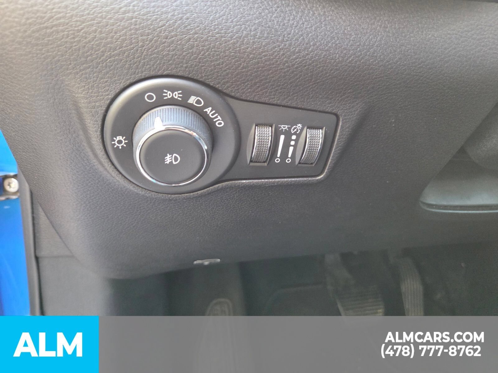 Used 2025 Jeep Compass Limited AWD/4WD image 16