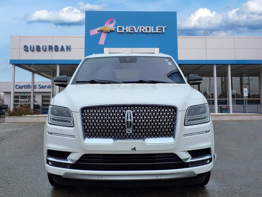Used 2019 Lincoln Navigator Reserve AWD/4WD image 2