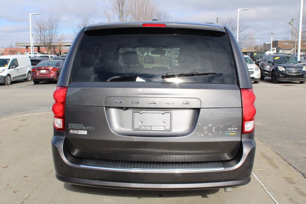Used 2019 Dodge Grand Caravan SXT image 8