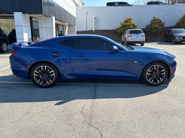 Used 2021 Chevrolet Camaro LT w/ Technology Package image 6