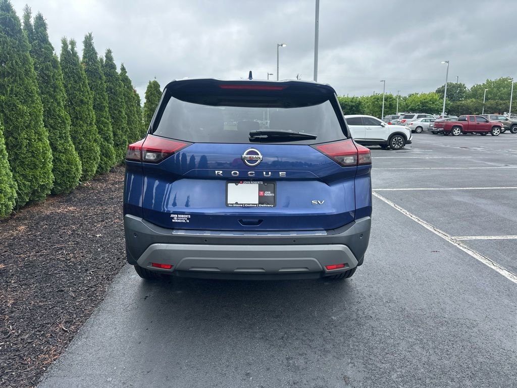 Used 2021 Nissan Rogue SV w/ Premium Package FWD image 6