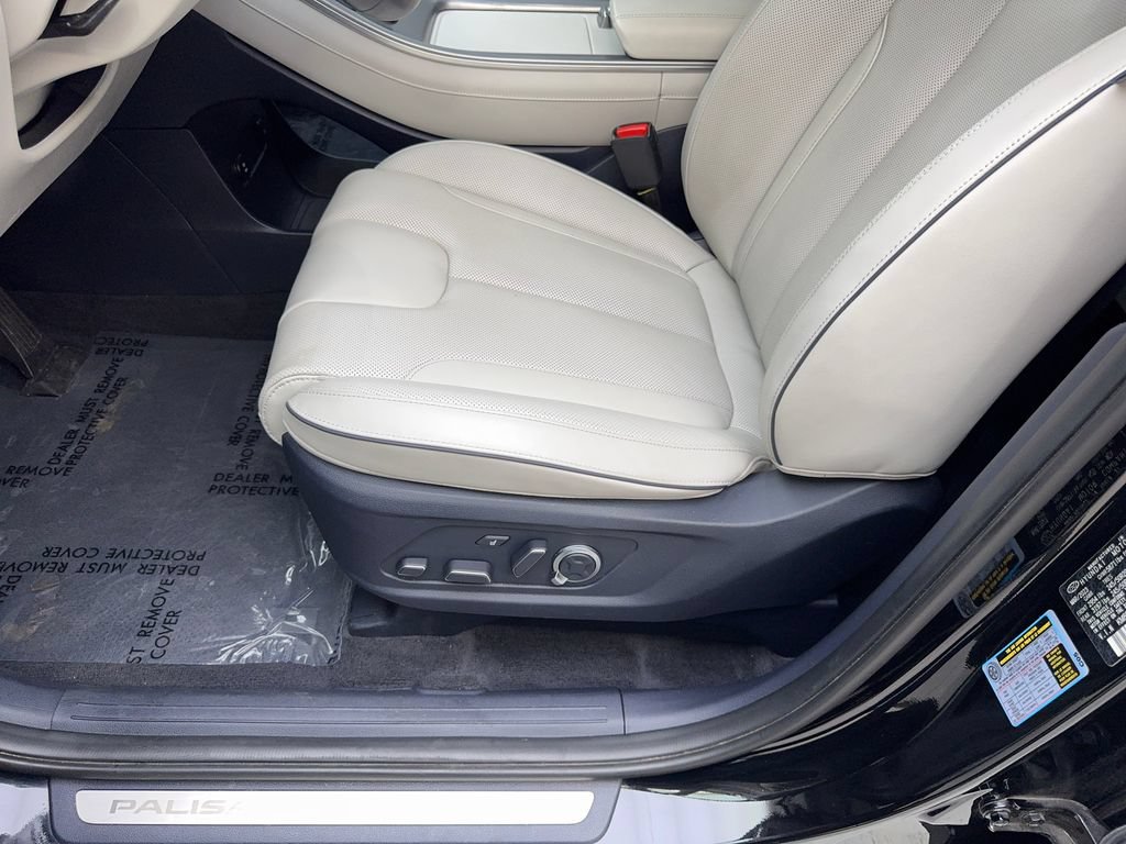 Used 2023 Hyundai Palisade Calligraphy w/ Cargo Package AWD/4WD image 24