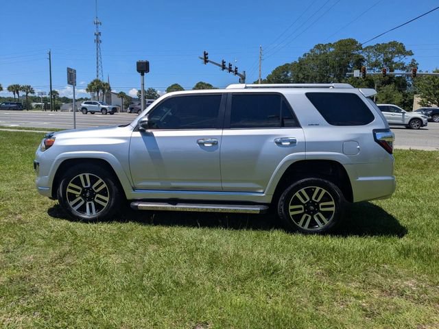Used 2022 Toyota 4Runner Limited AWD/4WD image 6