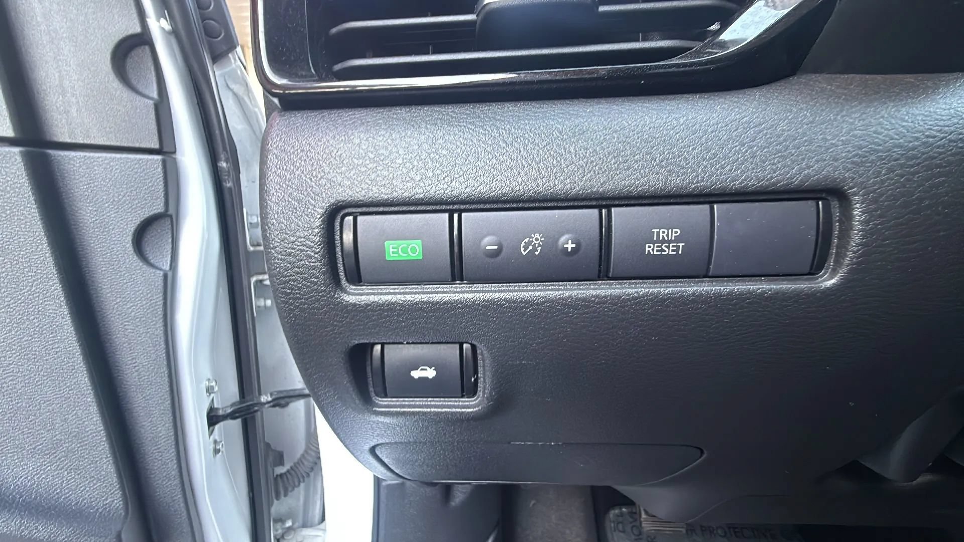 Used 2023 Nissan Sentra SV FWD image 28