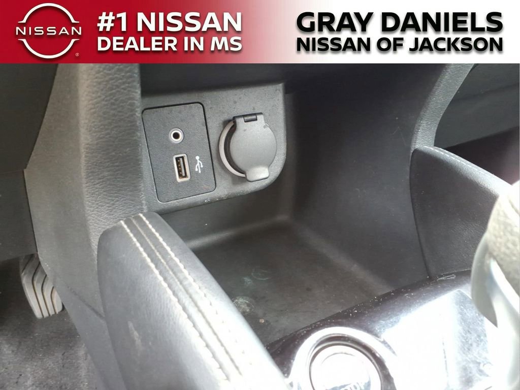 Used 2019 Nissan Kicks SV w/ Exterior Package image 18